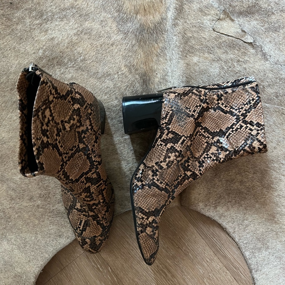 Zara snake print booties size 38
